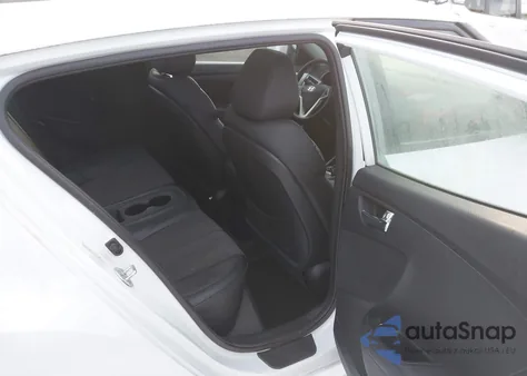 2013 Hyundai Veloster Base W/Black из США, поврежденный, VIN KMHTC6AD2DU179368